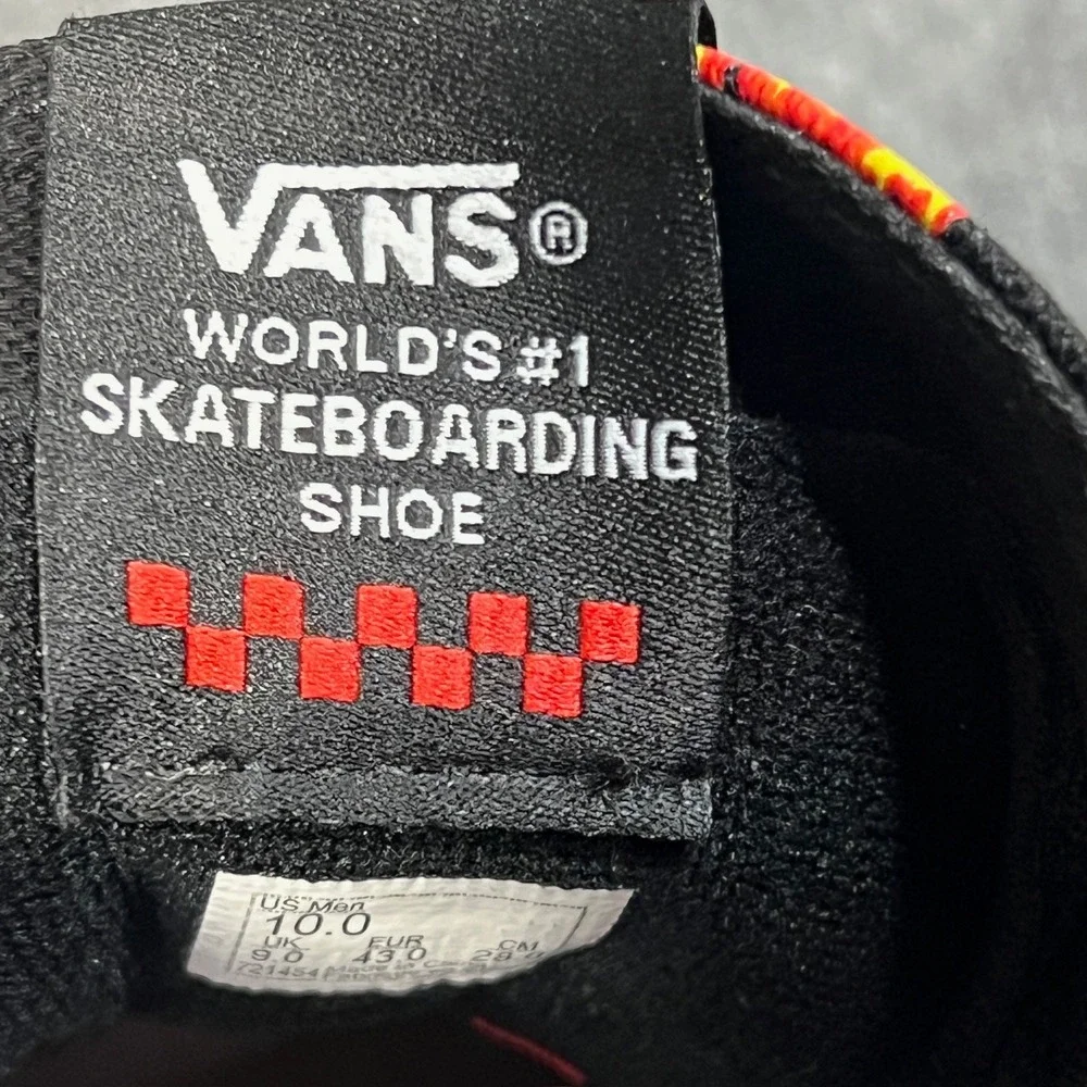 NEW Vans Skate Sk8-Hi Thrasher Mens 10 / 11.5 Wmns Black Multi Flame VN0A5FCCBML